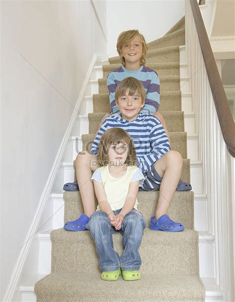 Child On Stairs Picture And Hd Photos Free Download On Lovepik