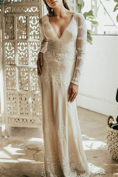 Julia Lace Bohemian Wedding Dress Dreamers And Lovers