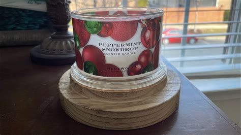 Candle Review Peppermint Snowdrop From Homeworx Youtube