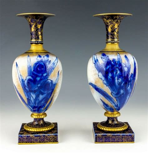 Shop our royal doulton blue selection from the world's finest dealers on 1stdibs. Antique Vintage Pair English Royal Doulton Burslem Cobalt ...