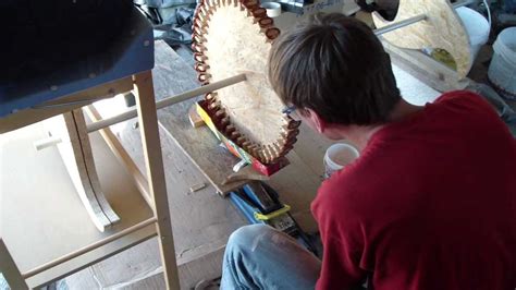 Scopri ricette, idee per la casa, consigli di stile e altre idee da provare. Holzwanne Selber Bauen / Tischlampe aus Treibholz - originelle Beispiele - Archzine.net ...