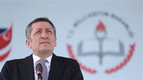 Merakla beklenen kabine nihayet açıklandı. Milli Eğitim Bakanı Ziya Selçuk'un hayali şaşırttı! - Son ...