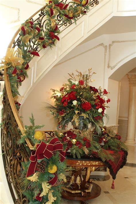 ..Christmas banister  Christmas Decor  Pinterest
