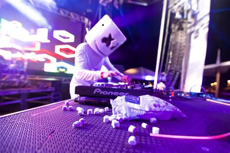 We have 61+ background pictures for you! Marshmello quiere alegrarte con su álbum debut - The ...