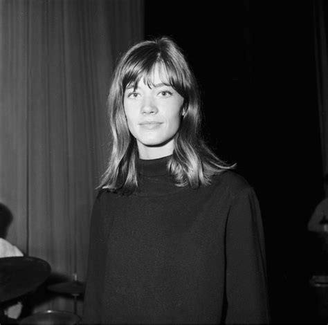 Françoise madeleine hardy (french pronunciation: Françoise Hardy 1960s | Francoise hardy, Hair lengths, Cool hairstyles