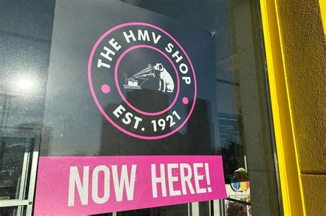 Hmv Shops Now Open Inside 2 Toys R Us Stores In Mississauga Insauga