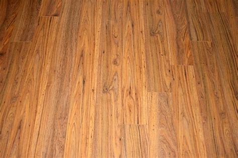 How To Make Laminate Wood Floors Shine Naturally In 5 Steps