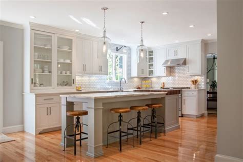 15 Lovely Farmhouse Kitchen Interior Designs To Fall In Love With