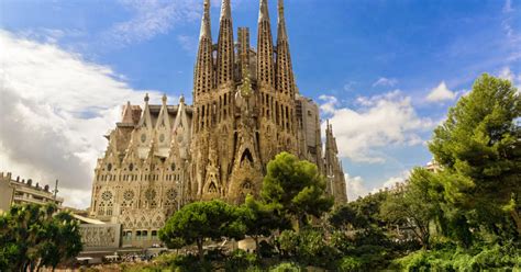 Official sagrada família fb page pàgina. Barcelonská Sagrada Familia konečně získá stavební ...