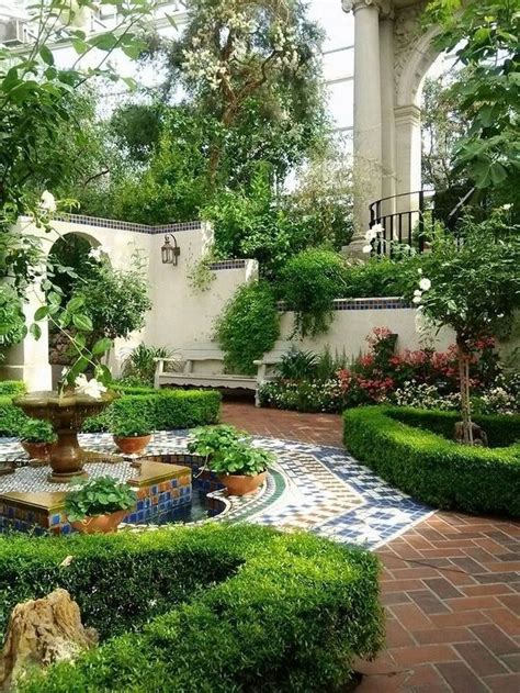 In this blog we explore the charms of courtyard gardens and how you can recreate this. 37 Cozy and Clean Small Courtyard Ideas for Your ...