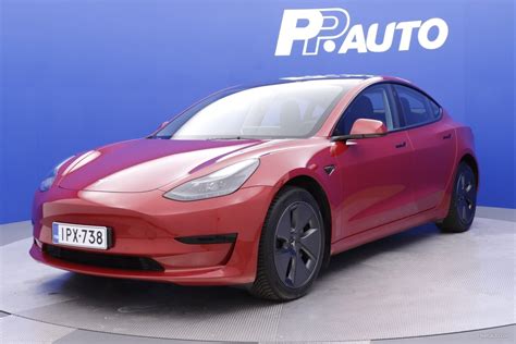 Tesla Model 3 Standard Range Plus Rwd Red Multi Coat Helmiäisväri