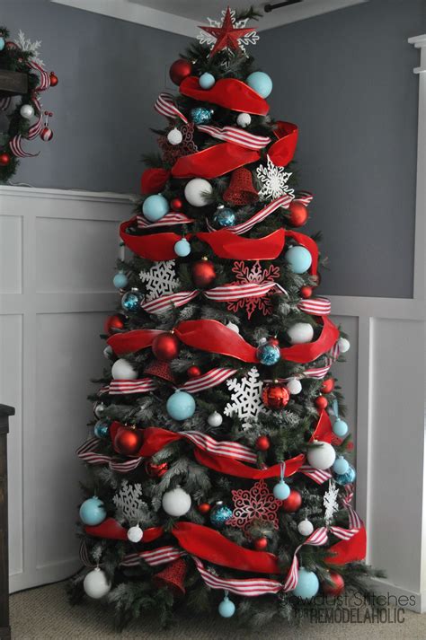How To Decorate A Christmas Tree Like A Professional Remodelaholic