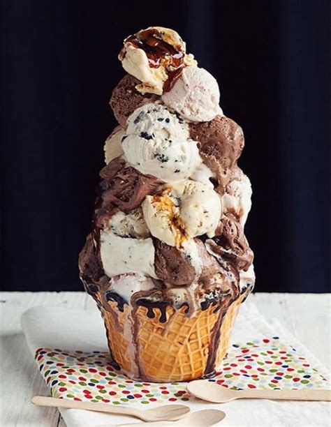 19 Delicious Ice Cream Sundaes To Satisfy Any Sweet Craving