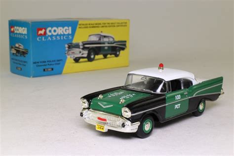 Corgi Classics 51303 1957 Chevrolet Bel Air New York Police Dept