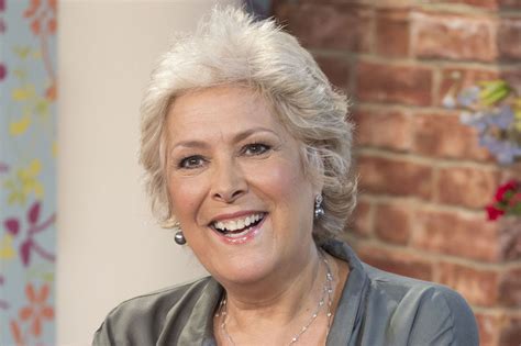 Actress Lynda Bellingham Dies After Battle With Cancer Tv News Conversations About Her