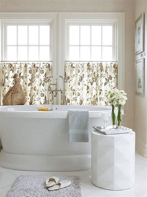 The cover is an easy and affordable way to change the color of an existing shower rod. 20 Designs for Bathroom Window Treatment | Home Design Lover