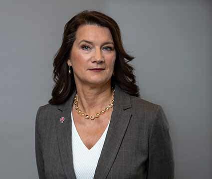 She competed in three events at the 1984 summer olympics.1. UD häver avrådan för resor till fler länder | Bussmagasinet