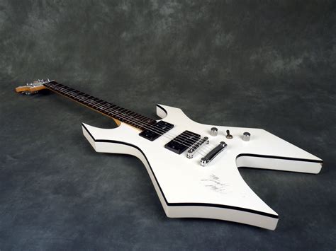 To do something by yourself and on your own both mean that you will do the thing alone. BC Rich Warlock Revenge - White - 2nd Hand | Rich Tone Music