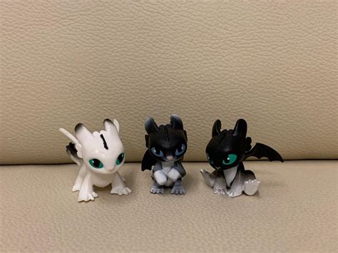 How To Train Your Dragon Toothless Light Fury And Baby Set Hobbies