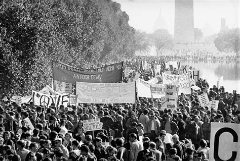 The 1967 Anti Vietnam War Protest In Washington Dc New York Daily News