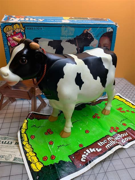 vintage kenner milky the marvelous milking cow toy with box