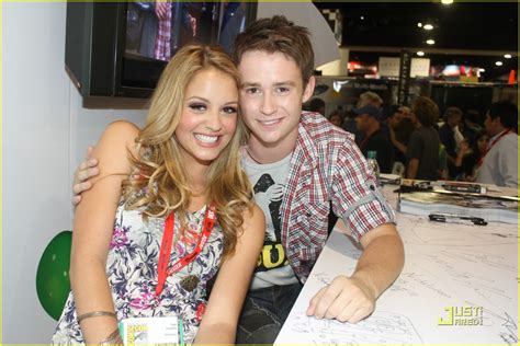 Gage Golightly And Nick Purcell Comic Con Couple Photo 379798 Photo