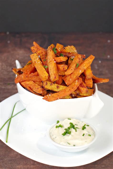 Heat the oven to 400. Sweet Potato Fries & Dip | Moxie's Copycat - Food Meanderings