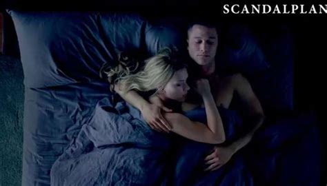 Scarlett Johansson Sex Scene From Don Jon On ScandalPlanet