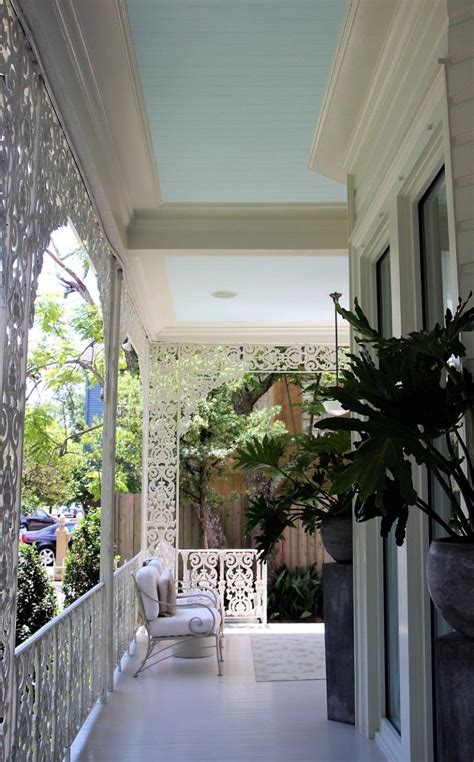 Traditional Homes Southern Style Now Showhouse In New Orleans Front
