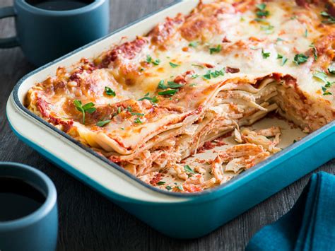 Now that's a slice of lasagna! Easy Chicken Lasagna Recipe - Todd Porter and Diane Cu ...