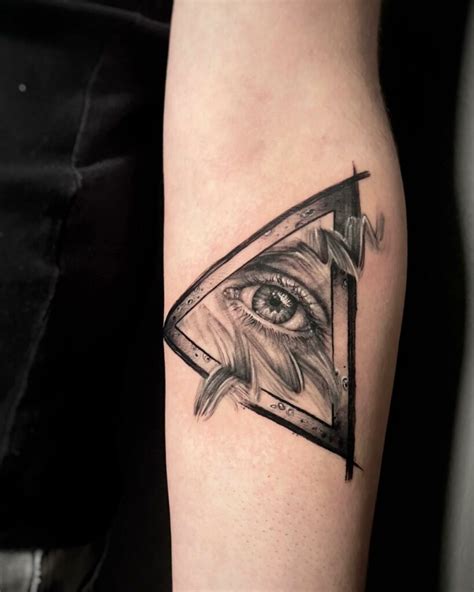 The Triangle Eye Tattoo Meaning And 10 Amazing Designs To Inspire You