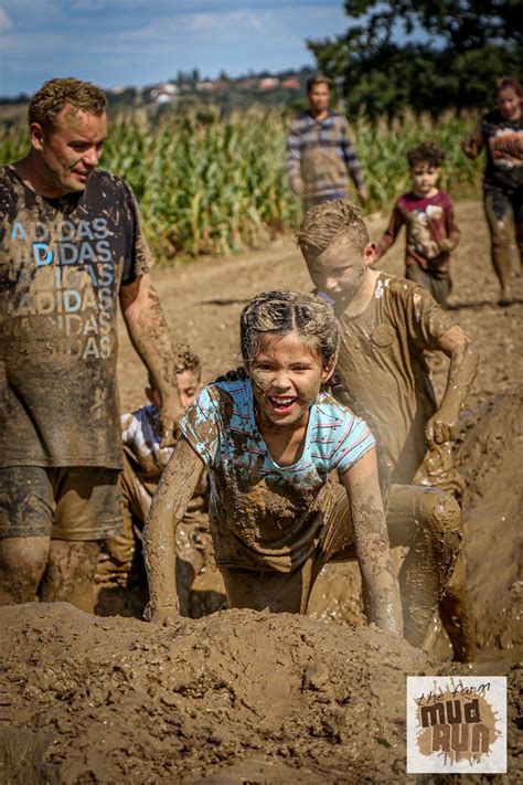 Farm Mud Run And Obstacle Course Colchester And Basildon Essex Mud