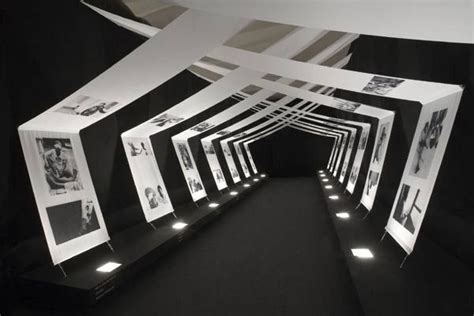 Walkwaytunnel Scroll Installation Timeline Museum Exhibition
