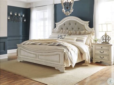 Realyn Chipped White Bedroom Set Signature Design By Ashley Product