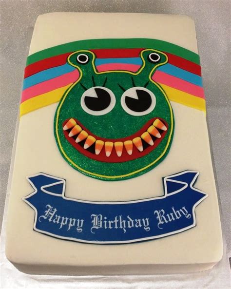 Childrens Birthday Fashionably Cakes Shrek Cake Mickey Mouse