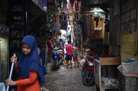 A Slum In Jakarta Indonesia Urbanhell