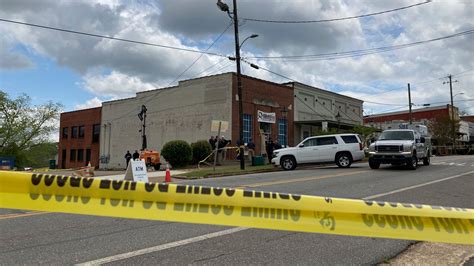 Alabama Four Dead And 28 Injured After Mass Shooting At Birthday Party