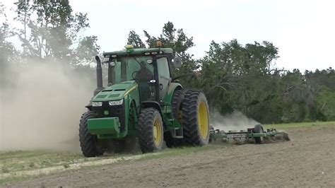 John Deere 8235r With Taylor Made S Tine Field Cultivator Murray Farms