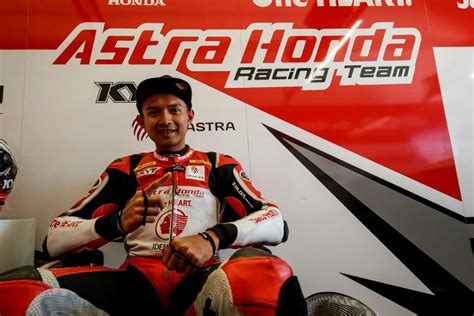 Dimas Ekky Pebalap Muda Binaan Astra Honda Siap Berlaga Di Gp Moto2