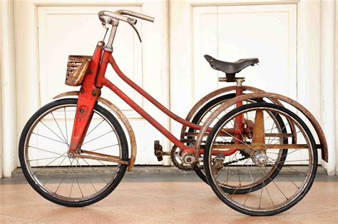 Old Vintage Gallery Vintage Raleigh Tricycle Made In England 2