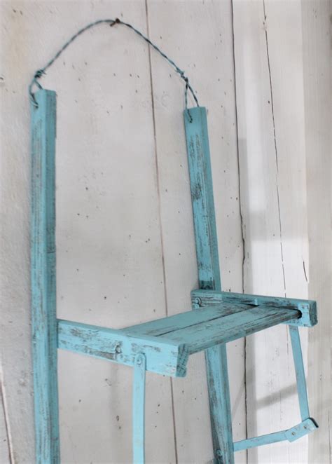 Browse a wide variety of quilt rack and blanket rack designs on houzz in a variety of finishes, perfect for storing your heirloom quilts and cozy blankets. Vintage Wood Ladder - Towel Bar or Quilt Rack Shelf