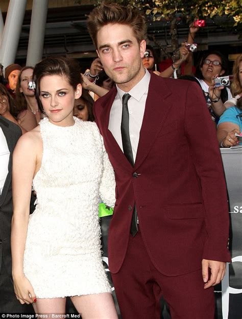 Robert Pattinson Offers Bizarre Explanation For Fixation With His Love