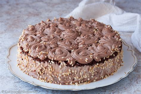 Consiglio anche a voi questa torta semplicissima! Torta al cioccolato nutella e mascarpone