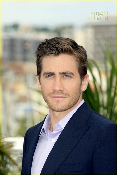 Jake Gyllenhaal Cannes Zodiac Premiere Photo 171201 Chloe