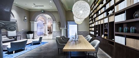 Reprise de l'hôtellerie de luxe parisienne. formation continue hotellerie de luxe - Une formation ...
