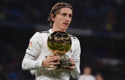 real madrid luka modric compared to two barcelona legends