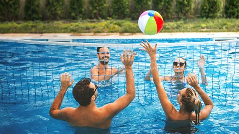 Cool Swimming Pools Swimming Tips Cool Pools Pool Volleyball Net