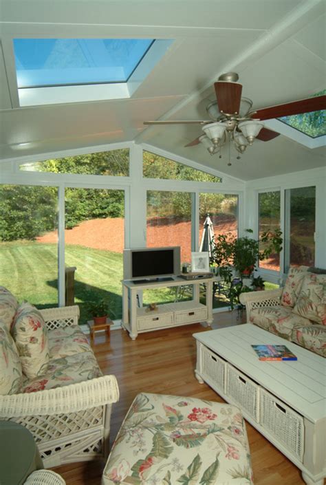 Don't tolerate squeaky, shaky, dimly lit, or ceiling fans may still be notorious for being eyesores, but plenty of models now exist without the in addition, if you plan to add a new fan to your porch or sunroom, make sure to go with a model that's. Sunrooms with Vaulted Ceilings