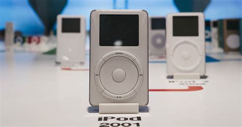 Millennial, gen x, gen z, baby boomer. Do You Have The Very First iPod? Someone Is Selling One ...