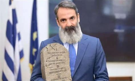 Born 4 march 1968) is a greek politician, and prime minister of greece since 8 july 2019. ΤΡΑΓΚΑΣ: ΣΚΟΠΙΜΩΣ Ο ΜΗΤΣΟΤΑΚΗΣ ΔΙΑΛΕΞΕ ΤΑ ΠΙΟ ΑΚΡΑΙΑ ΜΕΤΡΑ ...